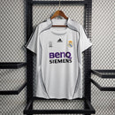 Camisa Retrô Real Madrid Home 06/07 - Branco
