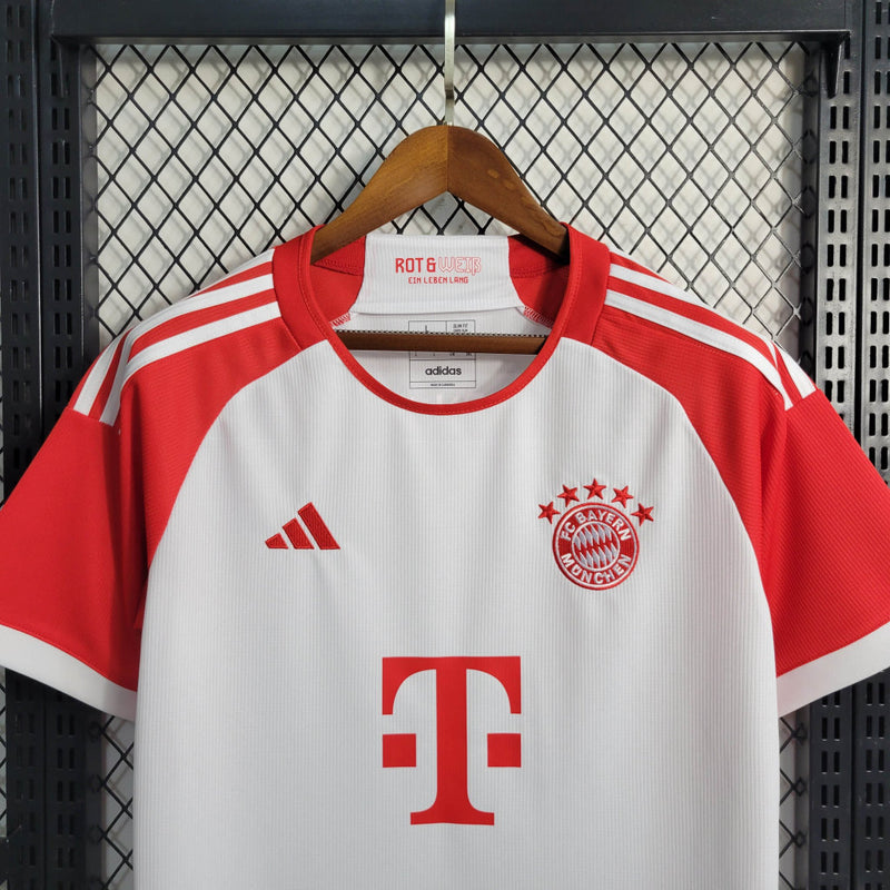Camisa Bayern Munchen Home I 23/24 Torcedor Adidas Masculino - Branco e Vermelho