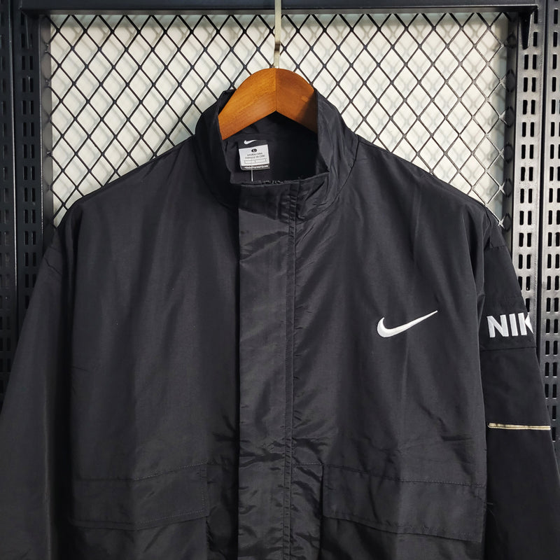Jaqueta Corta-Vento Nike Treasure - Azul marinho