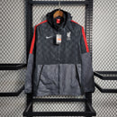Jaqueta Corta-Vento Liverpool Masculino Nike - Preto