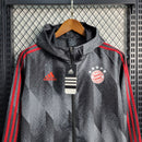 Jaqueta Corta-Vento Bayern de Munique 23/24 Masculino Adidas - Preto