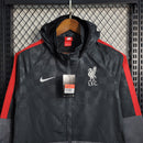 Jaqueta Corta-Vento Liverpool Masculino Nike - Preto