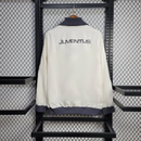 Jaqueta Corta-Vento Juventus Masculino Adidas - Bege