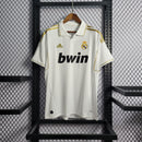 Camisa Retrô Real Madrid Home 11/12 - Branco - Dourado